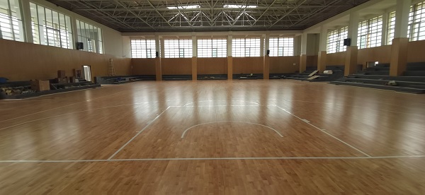 江苏学校体育馆木地板翻新