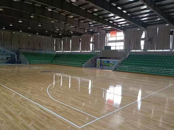 昆明篮球馆运动木地板翻新