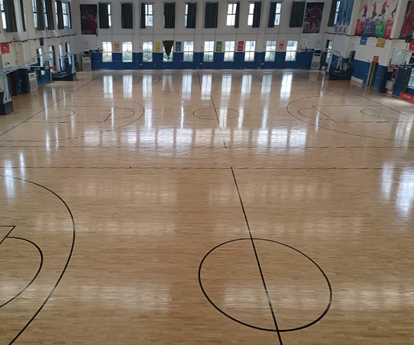 神木市羽毛球馆运动木地板翻新