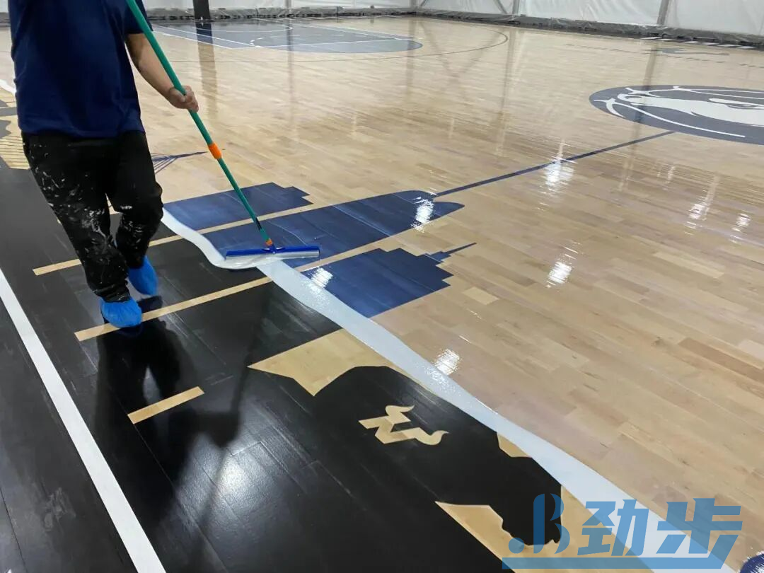 劲步运动木地板翻新