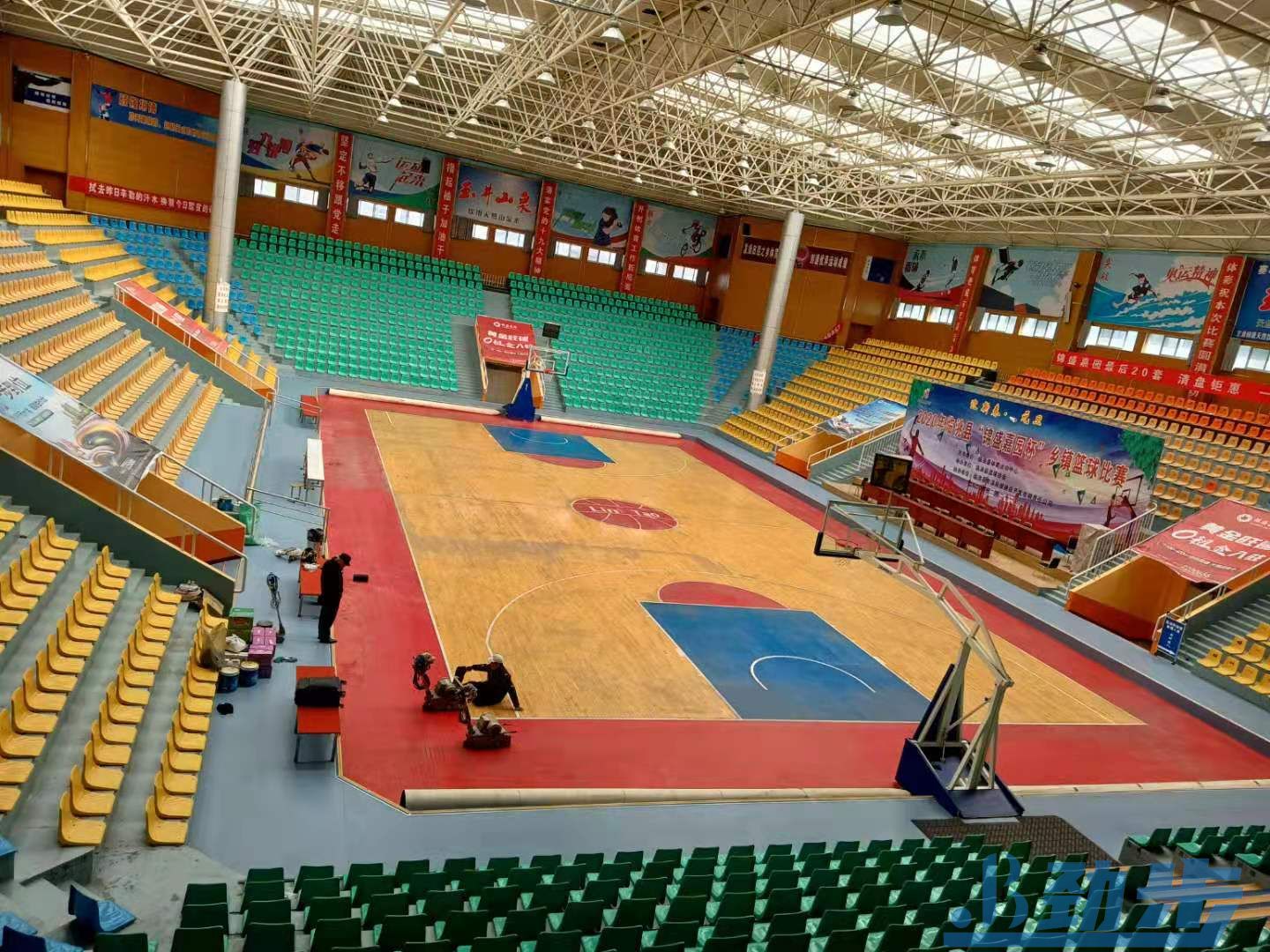 篮球馆木地板保养