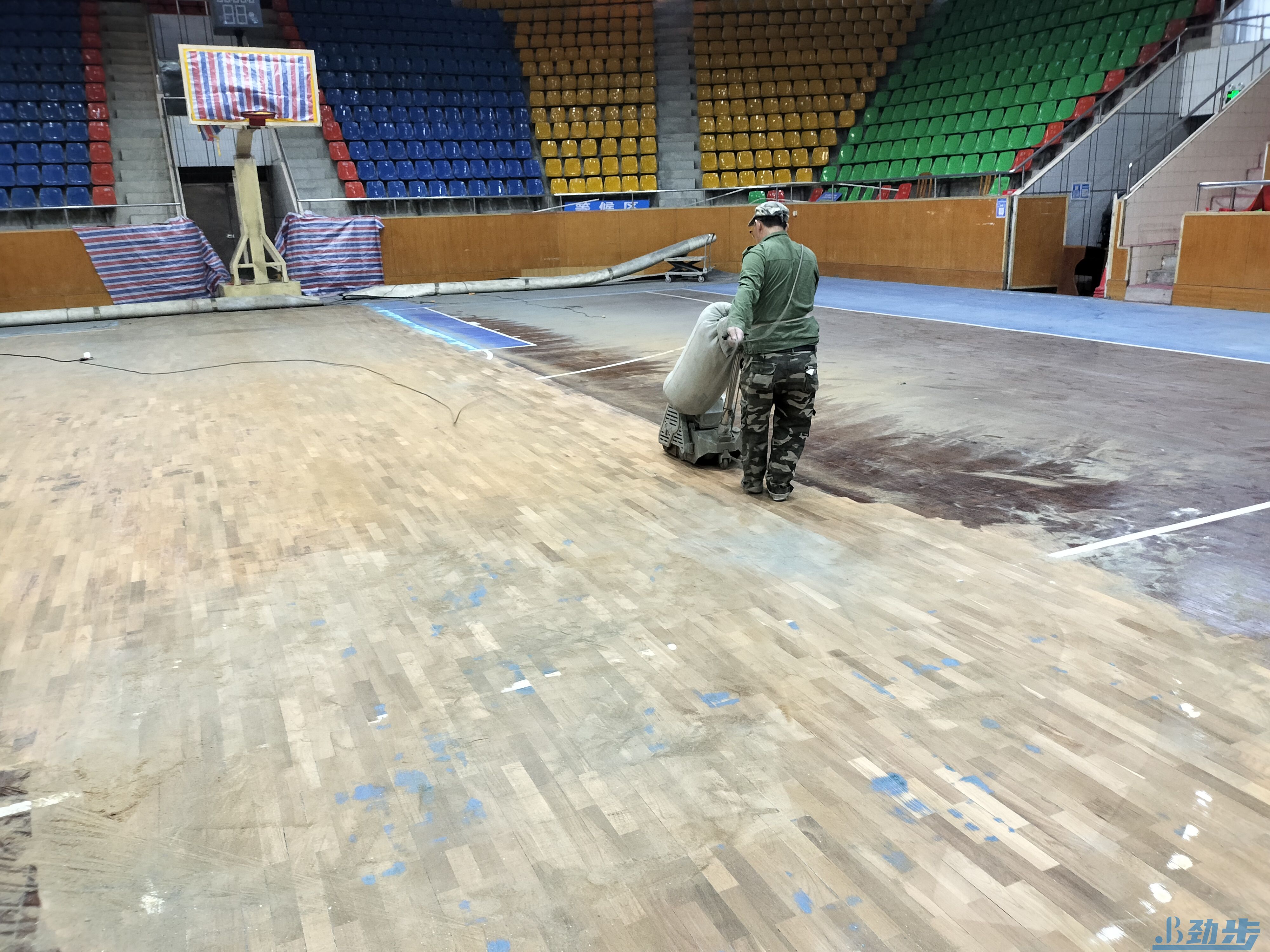 运动木地板翻新