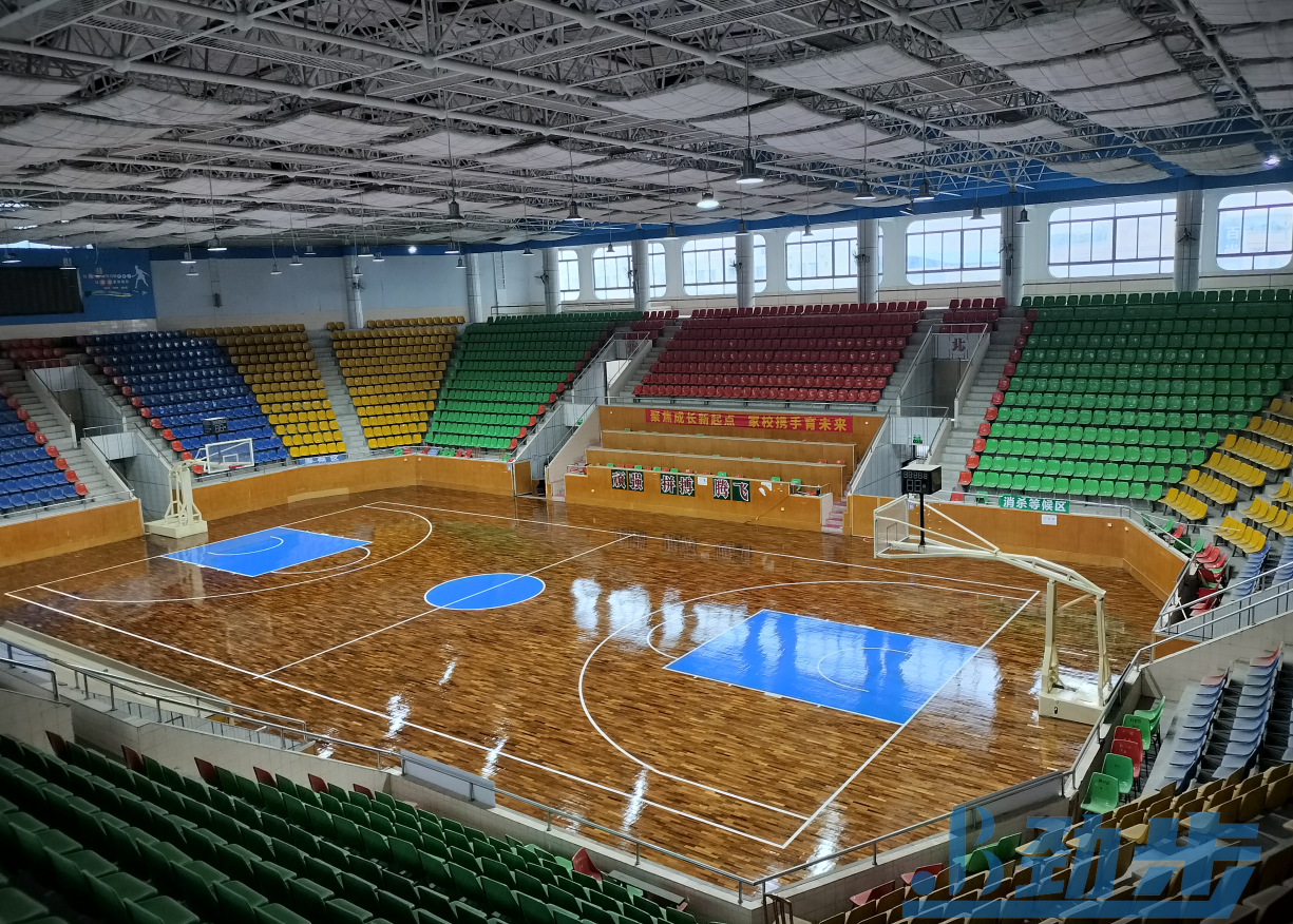 室内运动木地板翻新