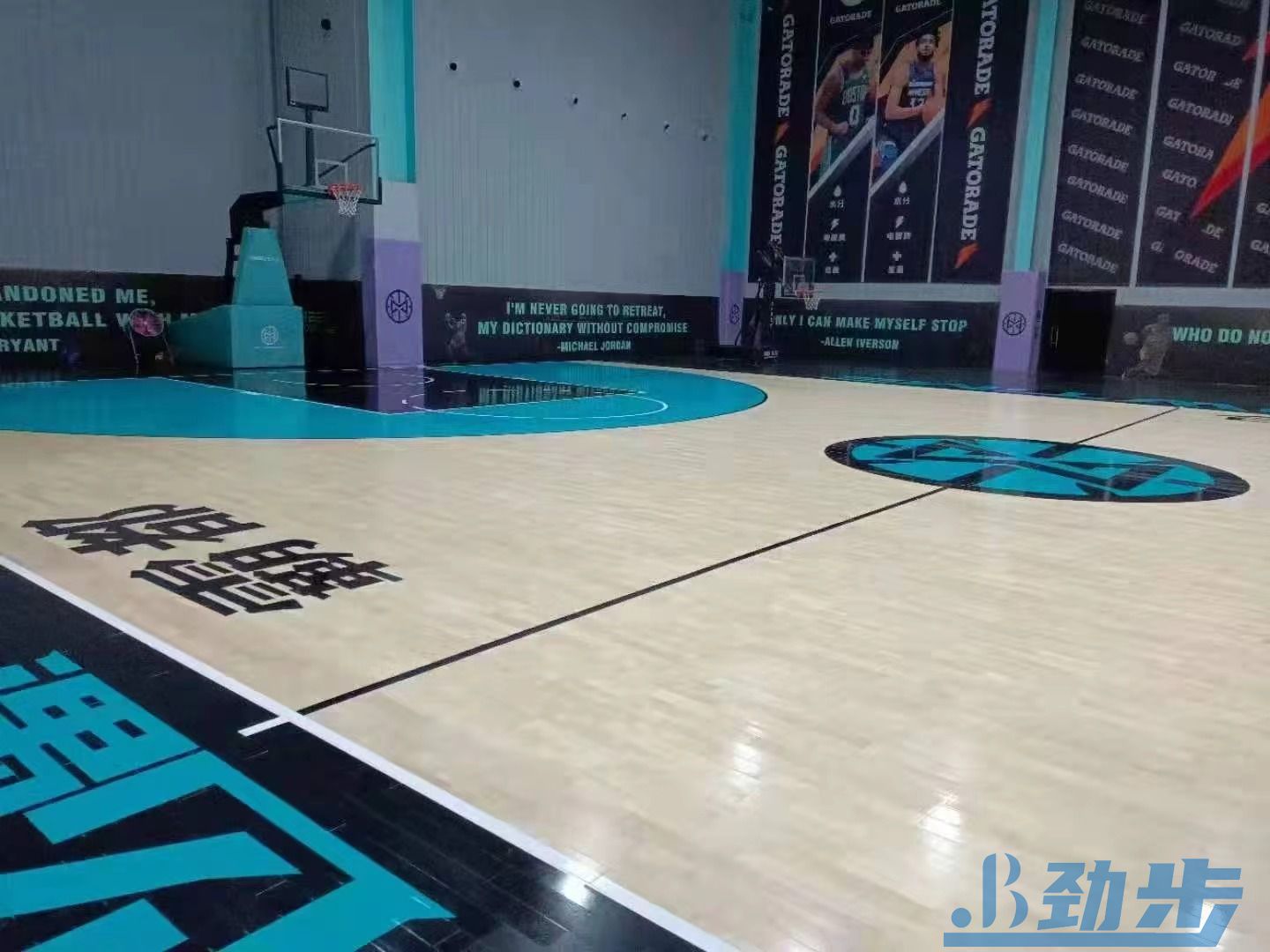 篮球馆木地板翻新