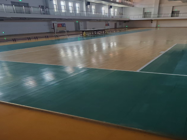运动木地板翻新
